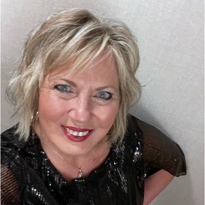 Meet your Posher, Darlene